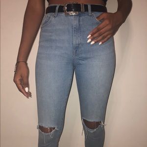High Waisted Jeans FOREVER 21